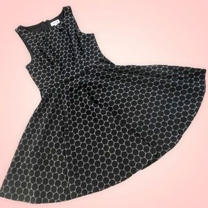 Black & White Polkadot Sleeveless Stretchy A-Line Dress Size 10